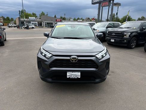 Used 2023 Toyota RAV4 LE AWD/4WD image 4