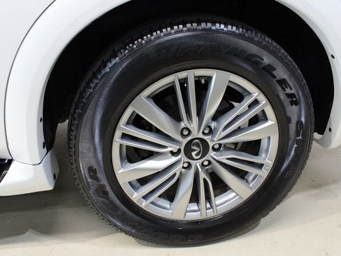 Used 2018 INFINITI QX80 2WD w/ Driver Assistance Package image 10