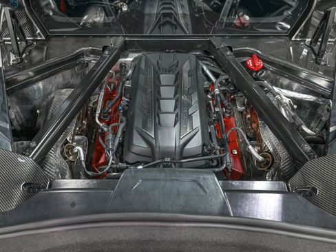 Used 2025 Chevrolet Corvette Stingray Premium Cpe w/ Z51 Performance Package RWD image 22
