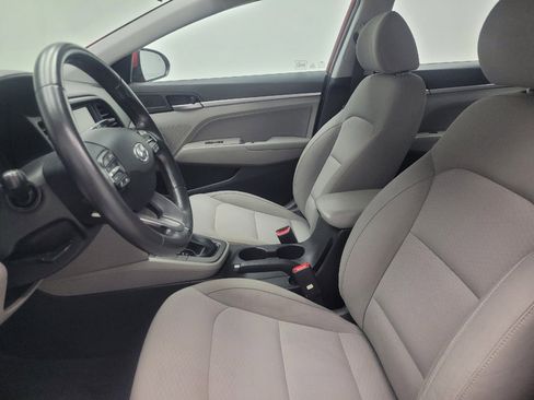 Used 2019 Hyundai Elantra Value Edition image 17