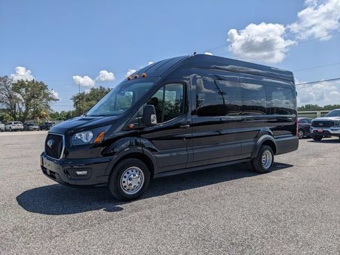 Certified 2025 Ford Transit 350 XLT RWD image 7