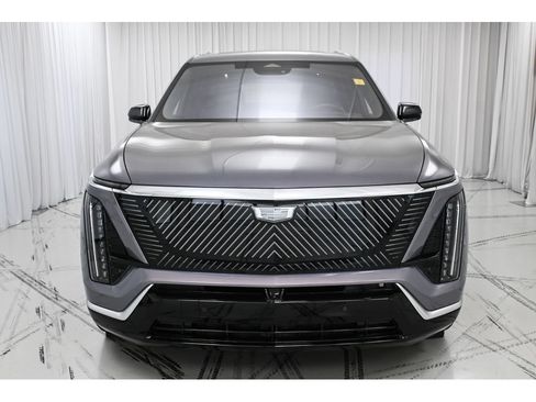New 2026 Cadillac Vistiq Premium Luxury AWD/4WD image 3