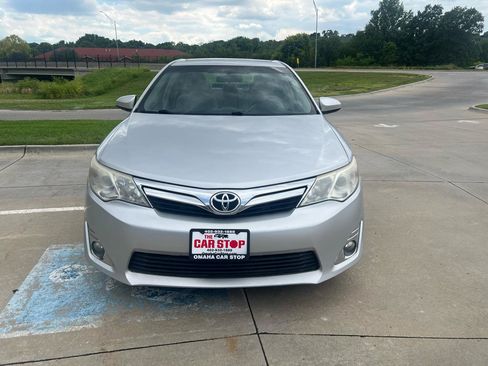 Used 2014 Toyota Camry XLE FWD image 3