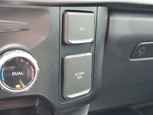 Certified 2024 Ford F250 Platinum AWD/4WD image 33