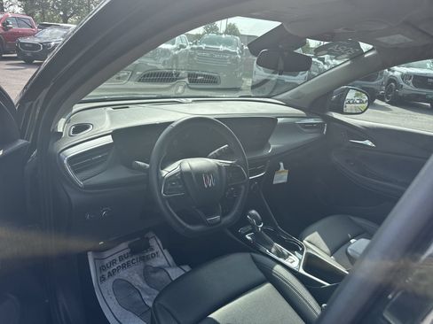 Certified 2024 Buick Encore GX Sport Touring FWD image 10