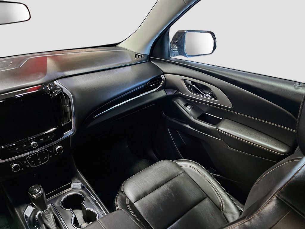 Used 2019 Chevrolet Traverse LT AWD/4WD image 23
