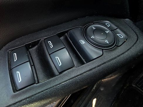 Used 2021 Chevrolet Equinox LT AWD/4WD image 18
