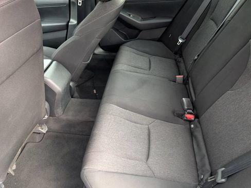 Used 2023 Honda Accord LX image 9