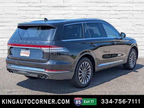 Used 2023 Lincoln Aviator Reserve w/ Equipment Group 201A AWD/4WD image 5