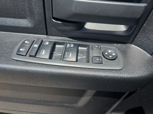 Used 2013 RAM 1500 Express AWD/4WD image 24