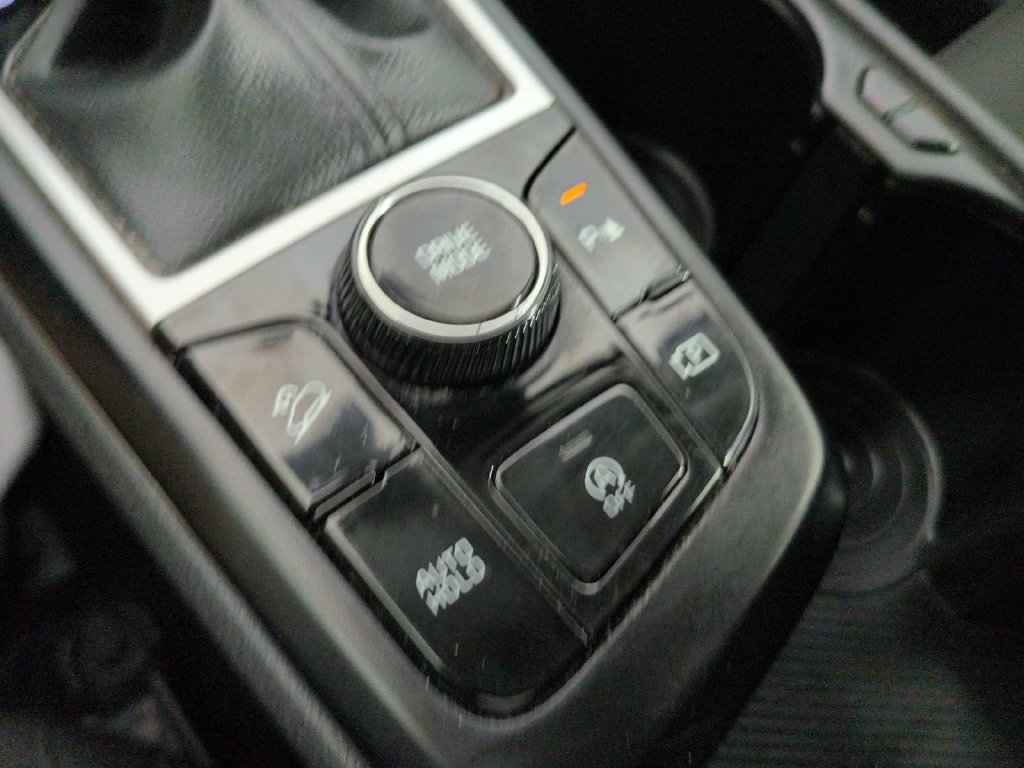 Used 2025 Kia Sportage LX FWD image 36