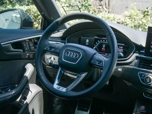 Used 2023 Audi S4 Premium Plus w/ Premium Plus Package AWD/4WD image 13