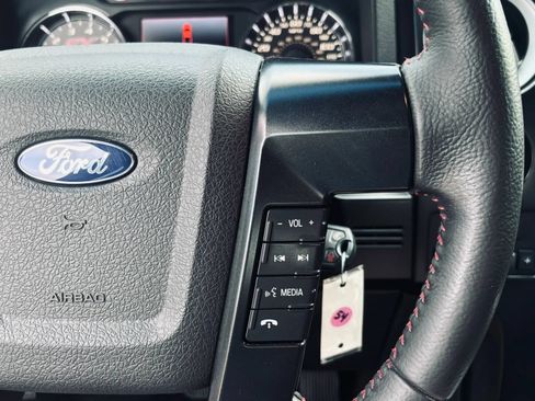 Used 2014 Ford F150 FX4 w/ Equipment Group 402A Luxury AWD/4WD image 26