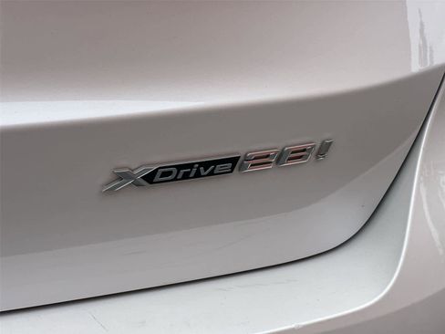 Used 2023 BMW X1 xDrive28i AWD/4WD image 8