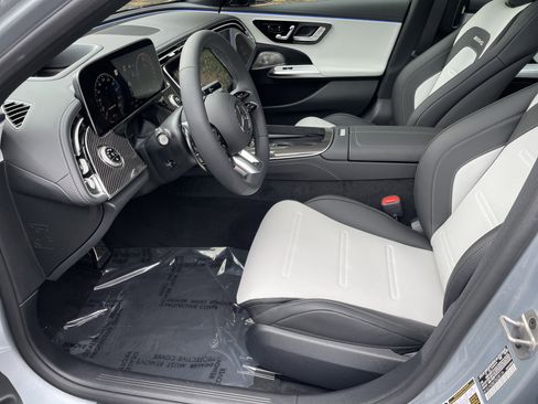 New 2026 Mercedes-Benz E 53 AMG e 4MATIC Sedan image 20