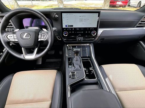 Used 2024 Lexus GX 550 Overtrail+ image 13