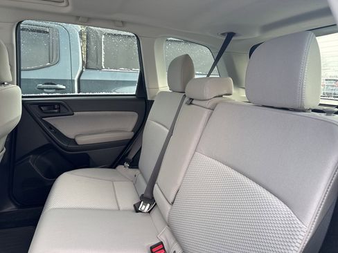 Used 2018 Subaru Forester 2.5i Premium image 13