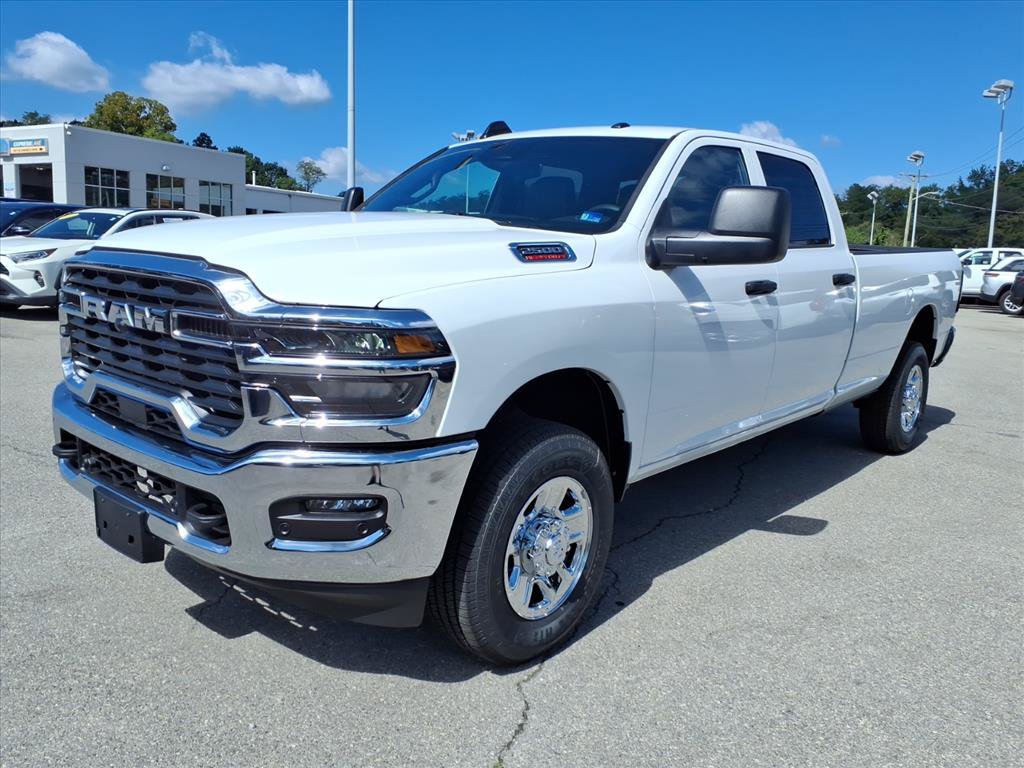 New 2026 RAM 2500 Tradesman w/ Chrome Appearance Group AWD/4WD image 8