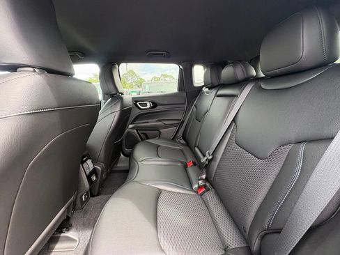 New 2026 Jeep Compass Latitude AWD/4WD image 27