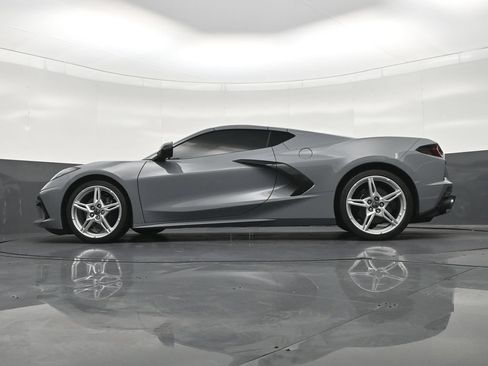 Used 2025 Chevrolet Corvette Stingray Coupe w/ 1LT RWD image 24