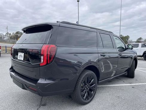 New 2025 Ford Expedition Max Platinum w/ Stealth Appearance Package AWD/4WD image 3
