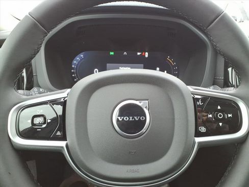New 2026 Volvo XC60 B5 Ultra w/ Protection Package Premier AWD/4WD image 10