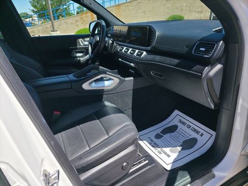 Used 2025 Mercedes-Benz GLS 450 4MATIC image 20