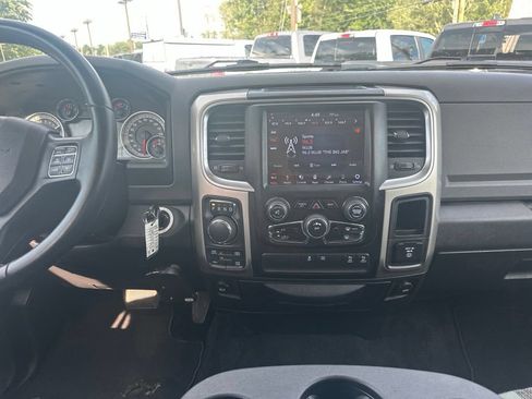 Used 2018 RAM 1500 Big Horn AWD/4WD image 21