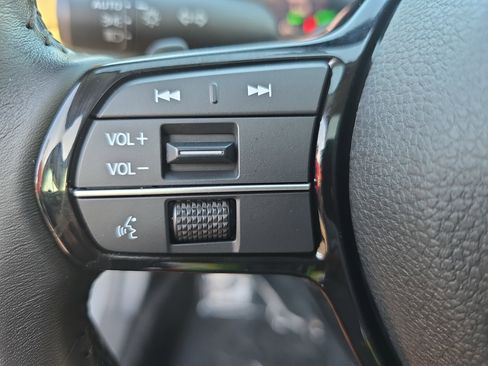 Used 2024 Honda Accord Touring image 15