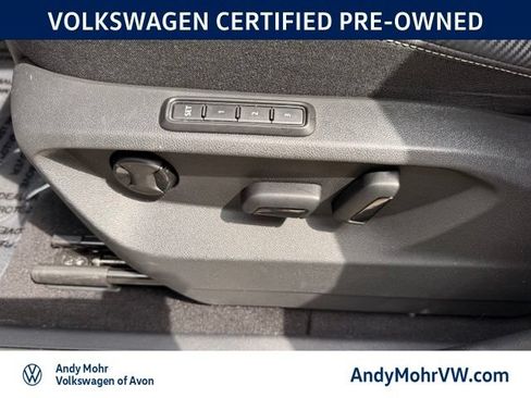 Used 2023 Volkswagen Atlas Cross Sport SEL R-Line AWD/4WD image 14