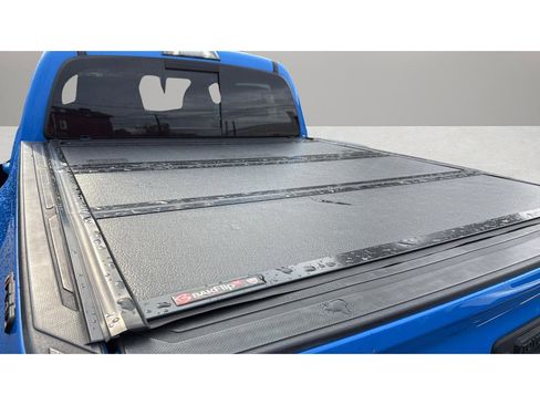 Used 2020 Toyota Tacoma TRD Sport image 17