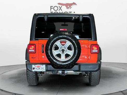 Used 2019 Jeep Wrangler Unlimited Sport S image 4