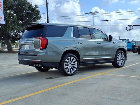 Used 2023 GMC Yukon Denali RWD image 5