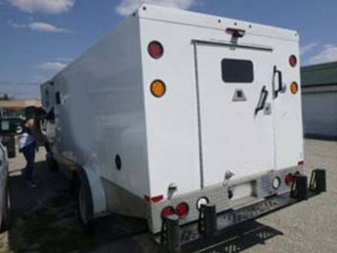 Used 2022 Chevrolet Express 3500 w/ Power Convenience Package image 7