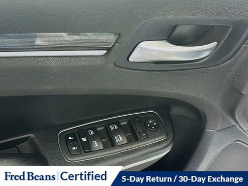 Used 2022 Chrysler 300 Touring L w/ Popular Equipment Group image 19