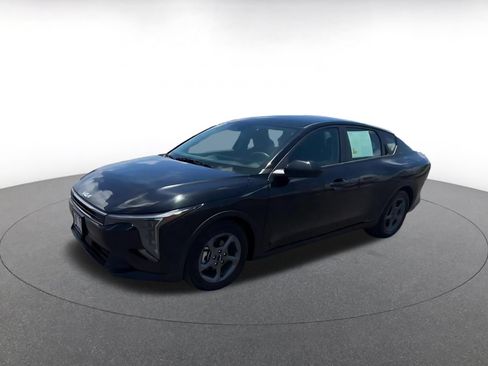 Used 2025 Kia K4 FWD image 8