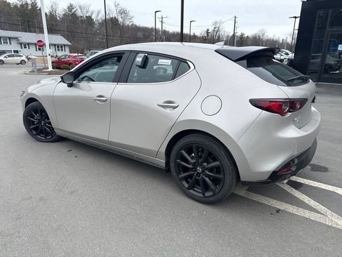 New 2026 MAZDA MAZDA3 Hatchback w/Premium Plus Pkg image 3