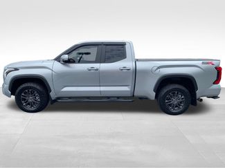 Used 2024 Toyota Tundra SR5 w/ SR5 Convenience Package AWD/4WD video 2