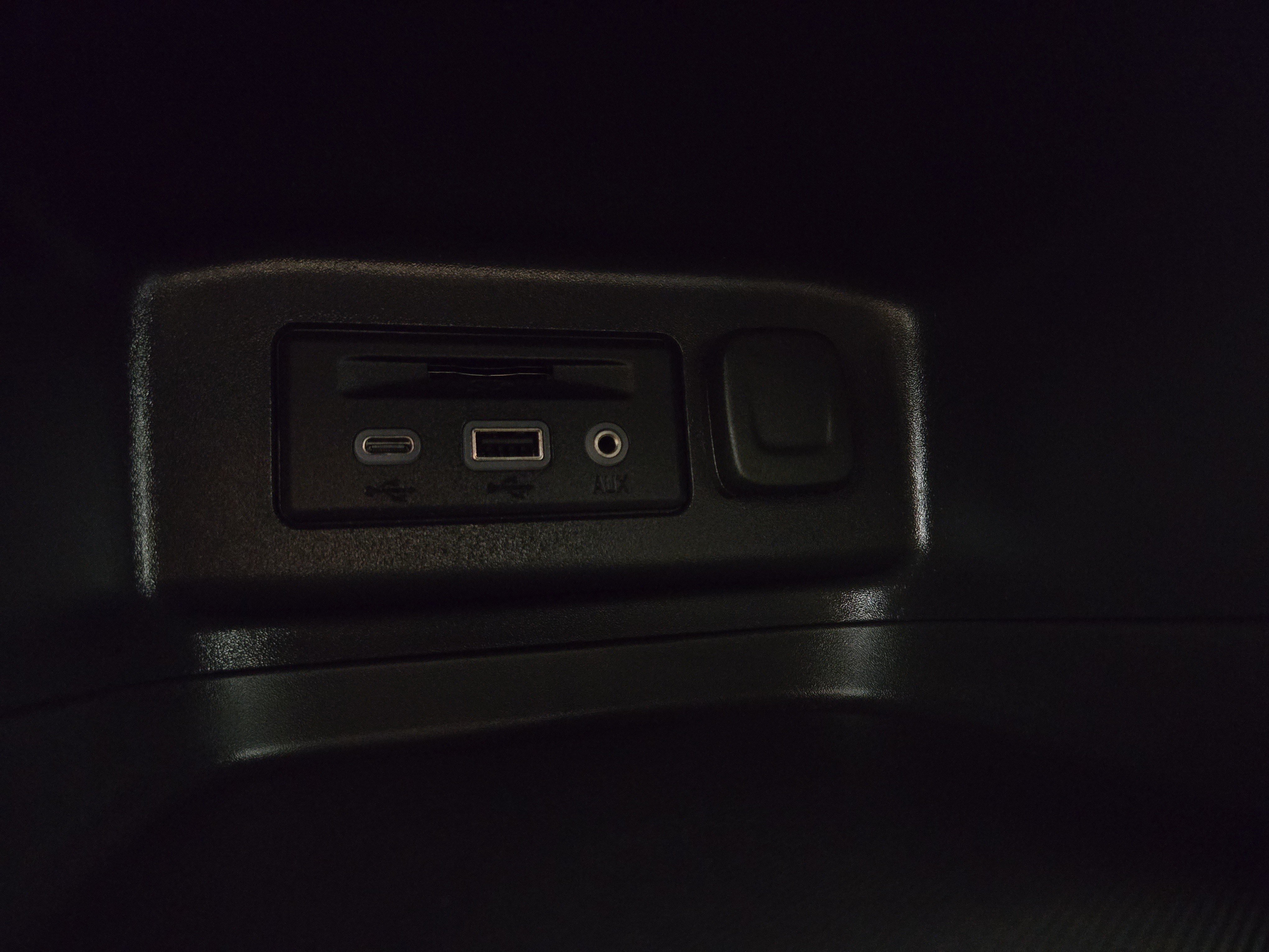 Certified 2023 Chevrolet Equinox RS FWD image 27