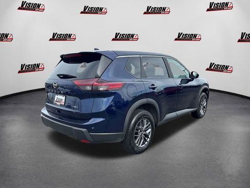 Certified 2026 Nissan Rogue SV AWD/4WD image 5