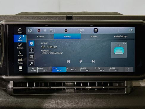 Used 2024 Jeep Wrangler Sport S image 23