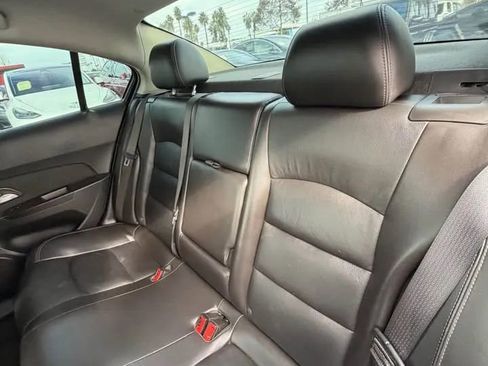 Used 2015 Chevrolet Cruze LT image 8