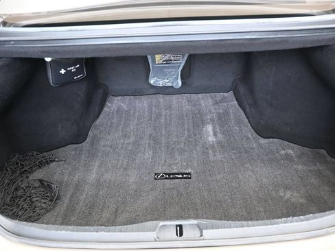 Used 2016 Lexus LS 460 w/ Comfort Package RWD image 11