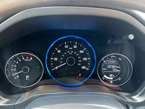 Used 2021 Honda HR-V LX image 17