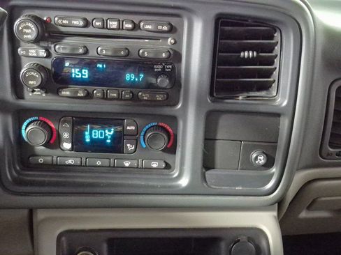 Used 2006 Chevrolet Tahoe LS w/ Preferred Equipment Group image 16