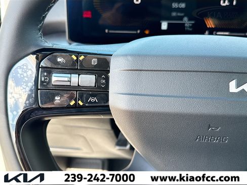 New 2026 Kia Sorento S AWD/4WD image 32