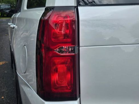 Used 2019 Chevrolet Tahoe Premier AWD/4WD image 27