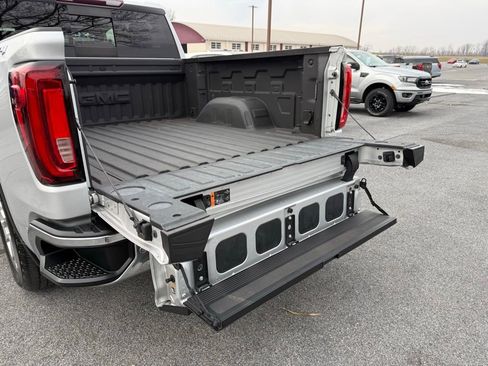 Used 2019 GMC Sierra 1500 SLT w/ SLT Premium Plus Package image 35