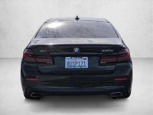 Used 2021 BMW 530e xDrive w/ Convenience Package image 7