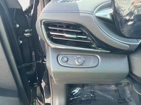 New 2026 Buick Envista Sport Touring w/ Convenience I Package FWD image 30